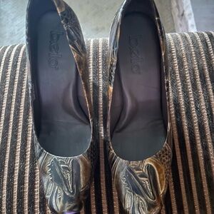 Bolo Stylish Black and Brown Heels